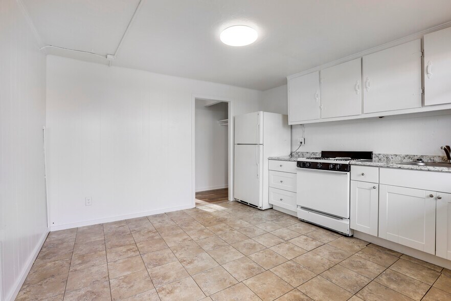 More Photos Of 636 S Quitman St, Denver Apartments For Sale