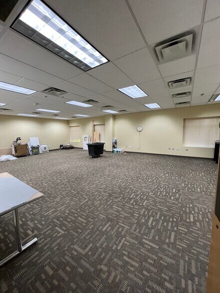 More Photos Of 1000 Meade St, Dunmore Medical For Lease