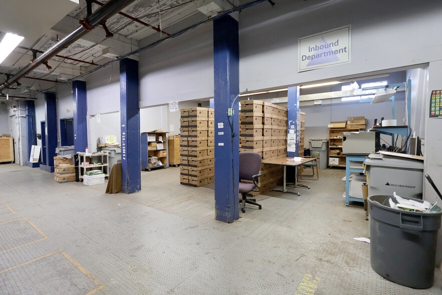 More Photos Of 30-32 George St, Boston Warehouse For Sale