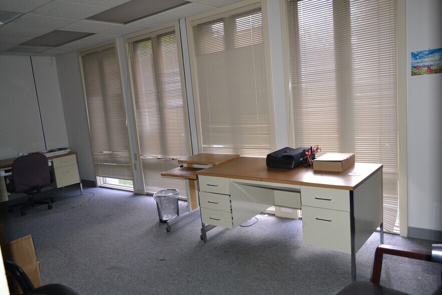 More Photos Of 1320 N 15th St, Immokalee Medical For Lease