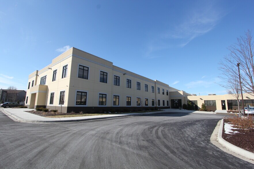 More Photos Of 1051 W Rand Rd, Arlington Heights Medical For Lease