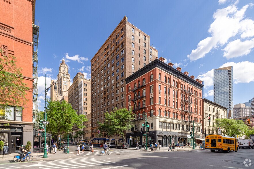 Primary Photo Of 50-56 W 72nd St, New York Apartments For Lease