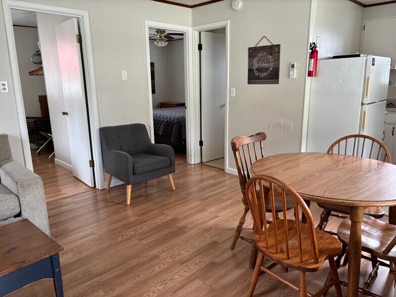 More Photos Of 1575 Tablerock Cir, Branson Hotel For Sale