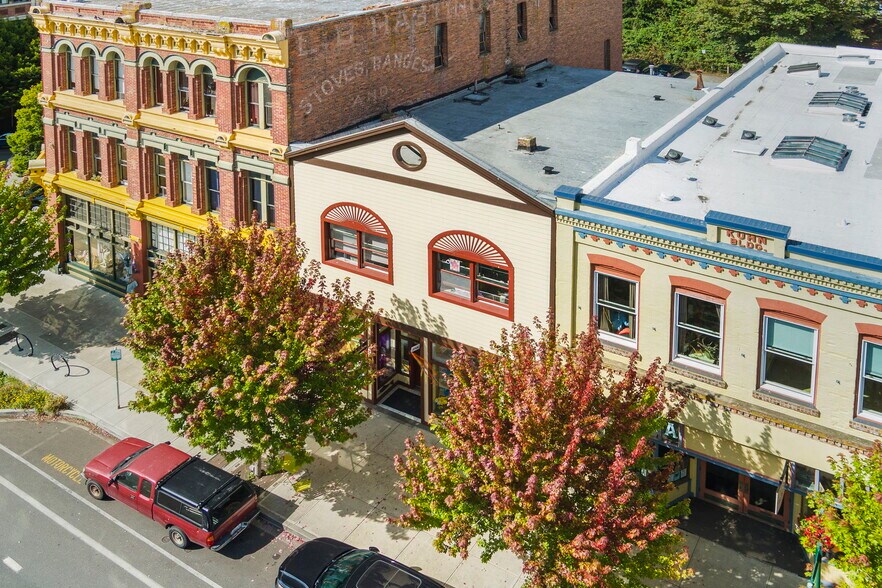 More Photos Of 936 Water St, Port Townsend Storefront Retail Residential For Sale