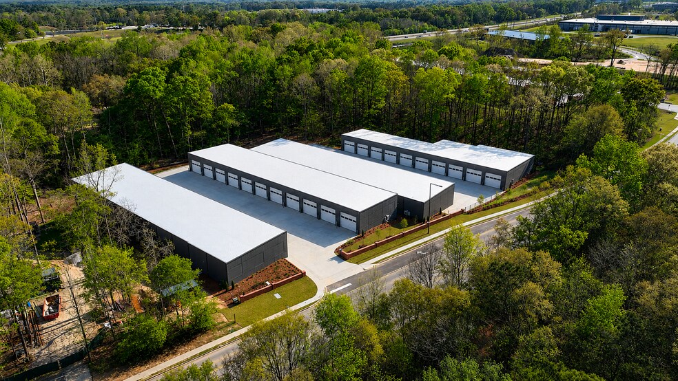 Primary Photo Of 419 Veterans Blvd., Auburn Specialty For Lease
