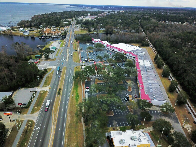 More Photos Of 1305 N Orange Ave, Green Cove Springs Unknown For Lease