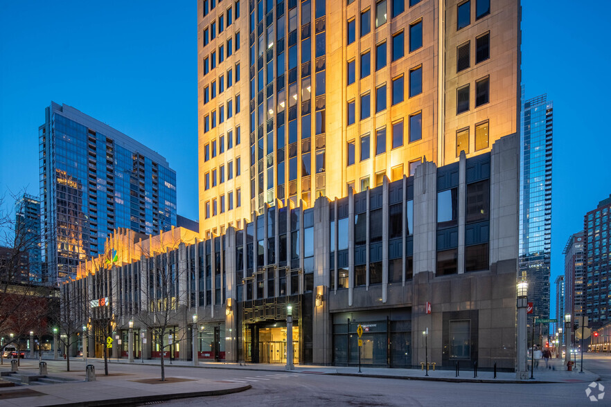 More Photos Of 455 N Cityfront Plaza Dr, Chicago Office For Lease