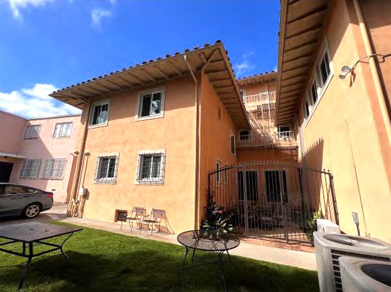 More Photos Of 624 Hilgard Ave, Los Angeles Apartments For Sale