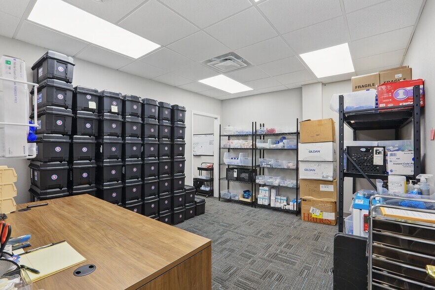 More Photos Of 5639 Hansel Ave, Orlando Office For Lease