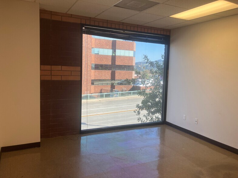 More Photos Of 111 N 1st St, Burbank Office For Lease