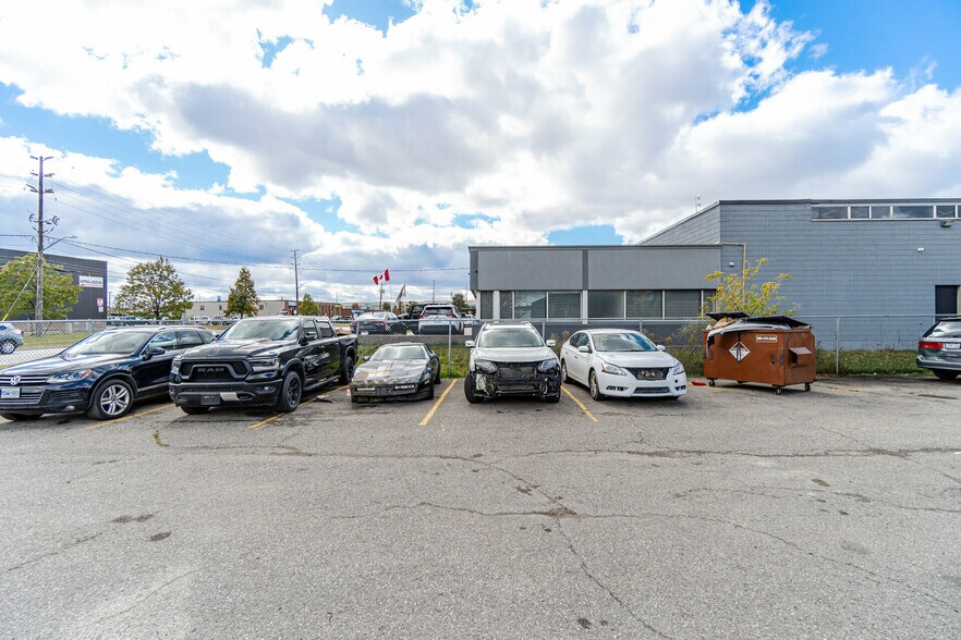 More Photos Of 26 Bramsteele Rd, Brampton Industrial For Sale