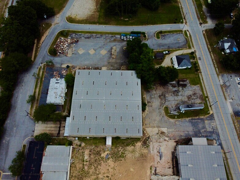 More Photos Of 490 Sibley Ave, Union Point Warehouse For Sale