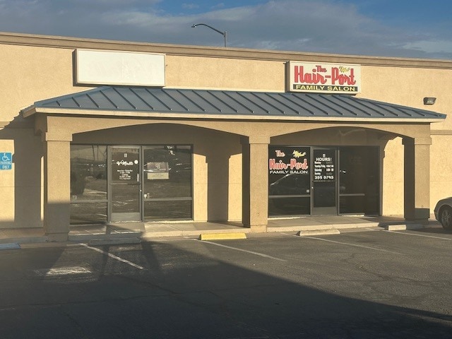 More Photos Of 388 W Aten Rd, Imperial Storefront Retail Office For Lease