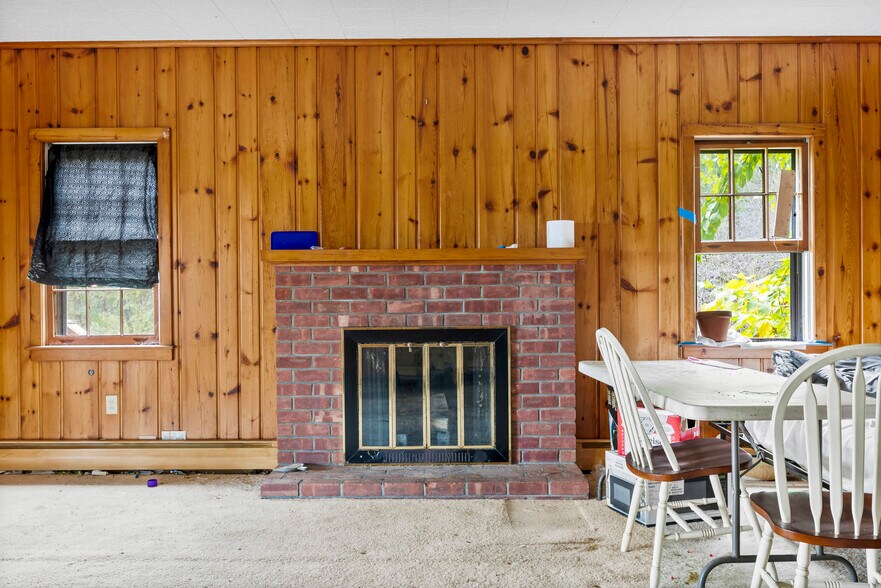 More Photos Of 47 Bronk Rd, Selkirk Land For Sale