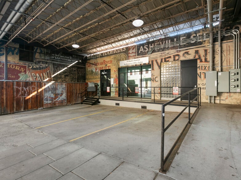 More Photos Of 19 Rankin Ave, Asheville Loft Creative Space For Sale