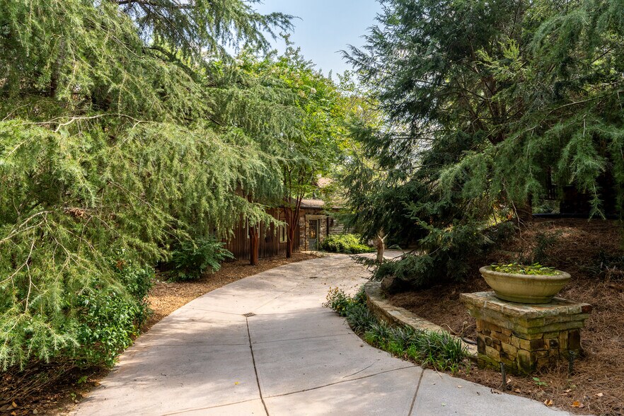 More Photos Of 9975 Ball Ground Hwy, Ball Ground General Retail For Sale