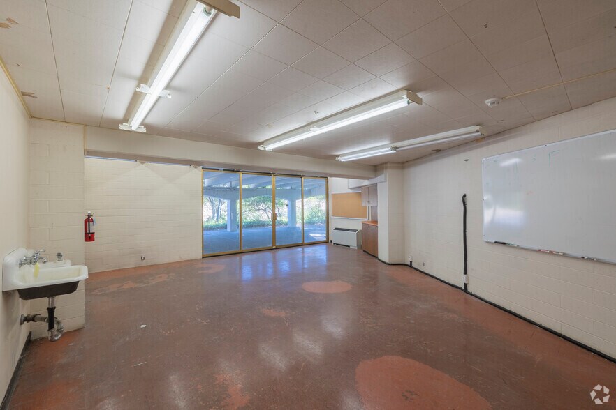 More Photos Of 2301 Napa Vallejo Hwy, Napa Land For Lease