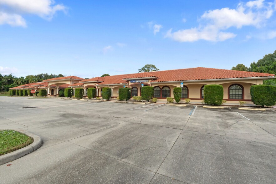 More Photos Of 603 N Washington Ave, Titusville Office For Sale