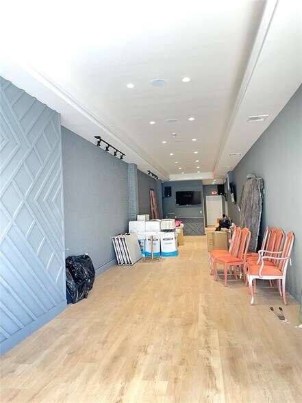 More Photos Of 74A Hillside Ave, Williston Park Storefront For Sale