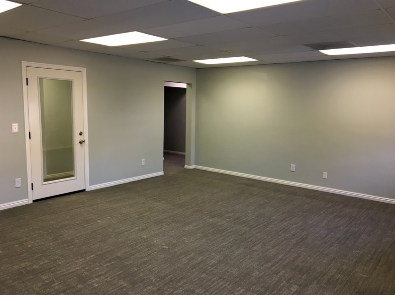 More Photos Of 837 S 500 W, Bountiful Office For Lease