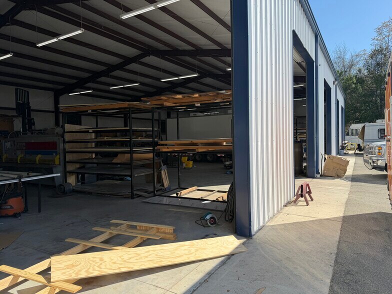 More Photos Of 9755 S. R. Florida 121 S, Macclenny Warehouse For Lease