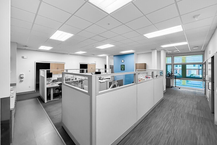 More Photos Of 4326 Hickman Rd, Des Moines Apartments For Sale