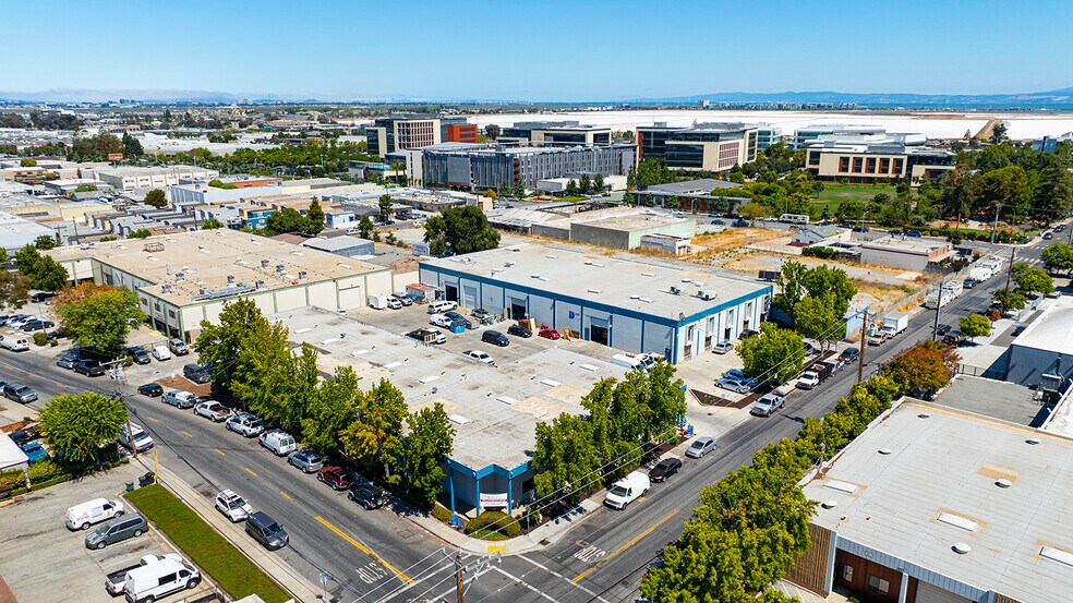 Primary Photo Of 2975-2999 Spring St, Redwood City Warehouse For Sale