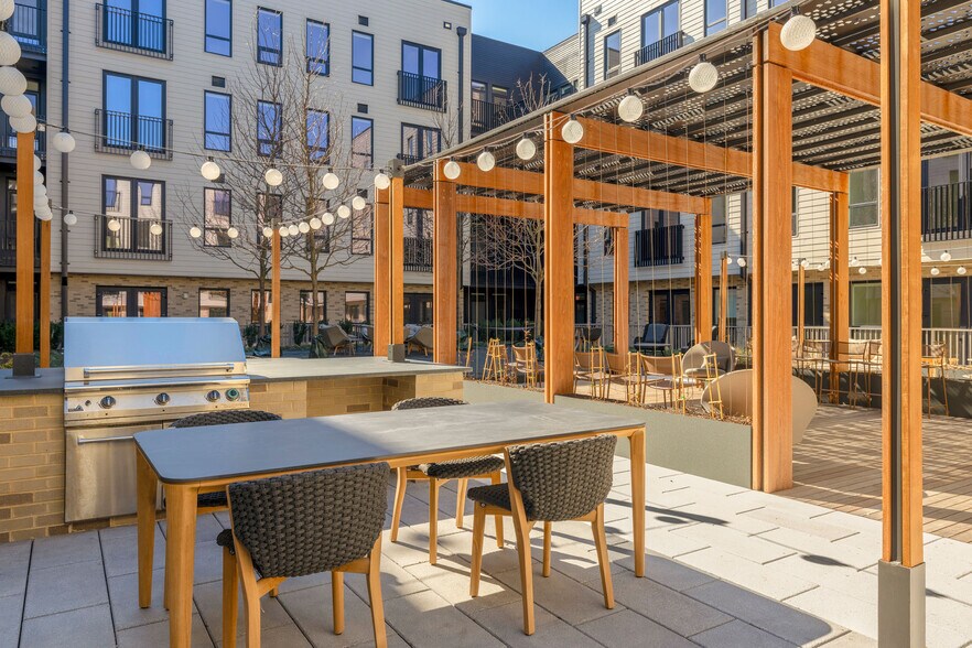 More Photos Of 2025 Fulton Pl, Reston Multifamily For Sale