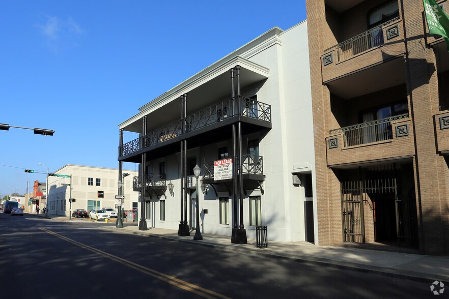 More Photos Of 182 St Francis St, Mobile Office For Lease