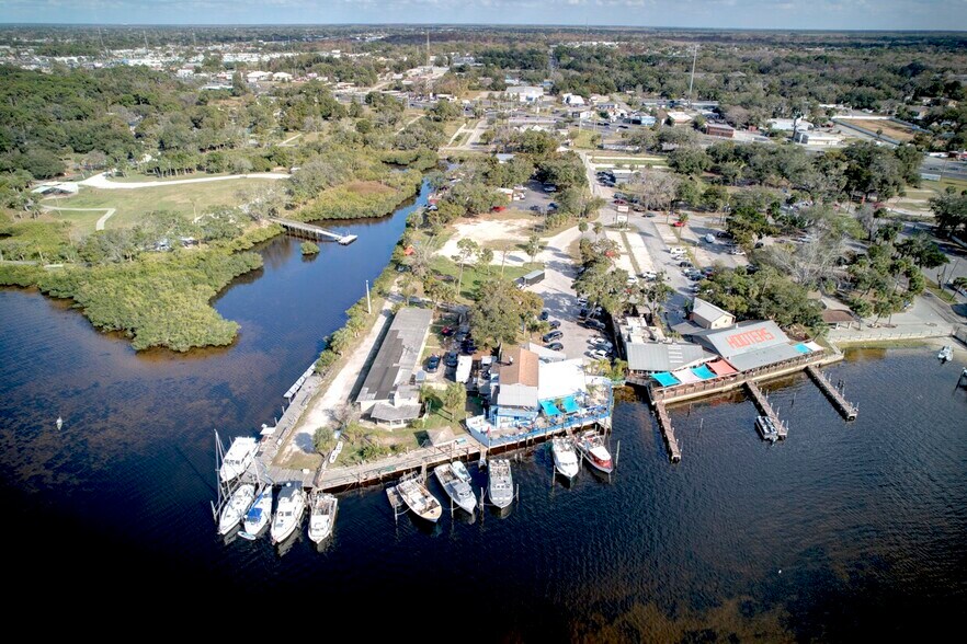 More Photos Of TREADWAY DR US 19, Port Richey Restaurant For Sale