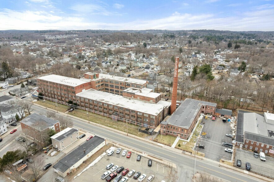 More Photos Of 81 Apsley St, Hudson Manufacturing For Sale