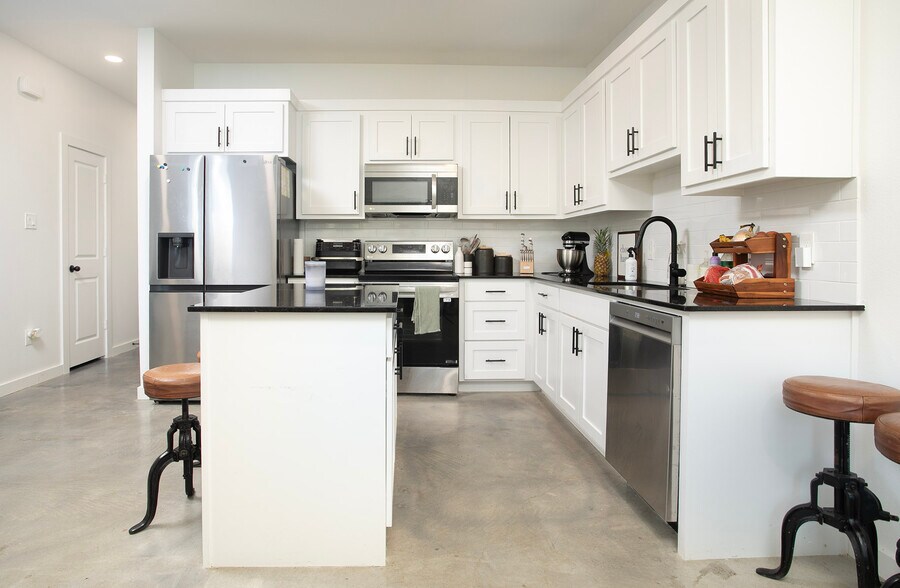 More Photos Of 18747 FM 2493, Flint Apartments For Sale