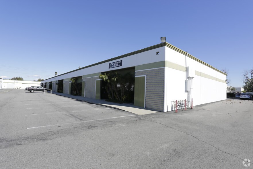 Primary Photo Of 10554 Progress Way, Cypress Warehouse For Lease