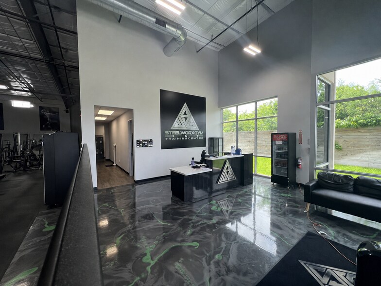 Primary Photo Of 410 Genesis Blvd, Webster Light Distribution For Lease