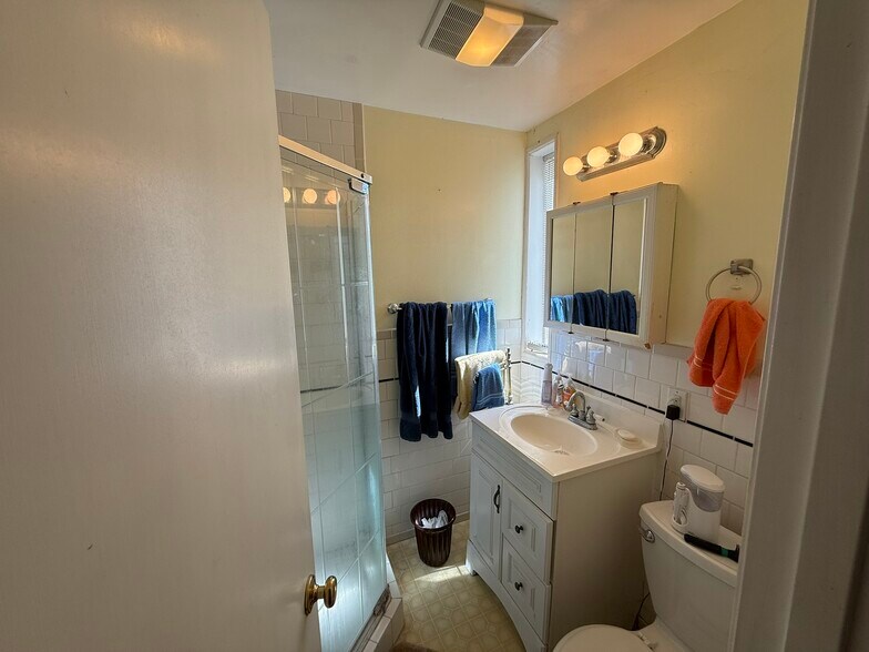 More Photos Of 440-446 Bonair St, La Jolla Apartments For Sale