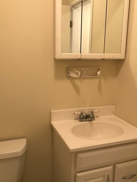 More Photos Of 1989 W 5th Ave, Columbus Office For Lease