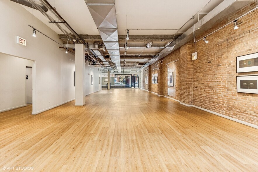 More Photos Of 1923-1925 N Halsted St, Chicago General Retail For Sale
