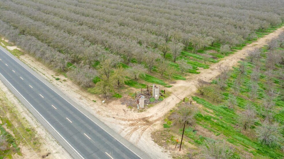 More Photos Of Sierra & N Kramer St ave, Earlimart Land For Sale