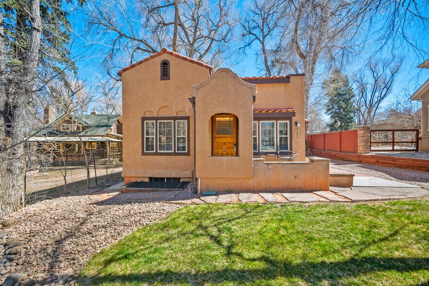 More Photos Of 1929 Woodburn St, Colorado Springs Multifamily For Sale