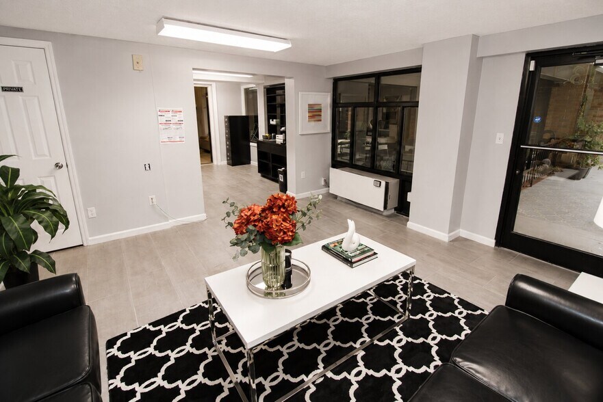More Photos Of 400 Park Rd, Sevierville Office For Sale