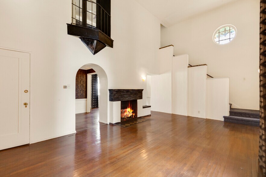 More Photos Of 4261 Leimert Blvd, Los Angeles Apartments For Sale