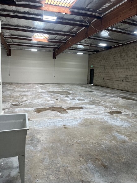 More Photos Of 2535 Merced Ave, South El Monte Warehouse For Lease