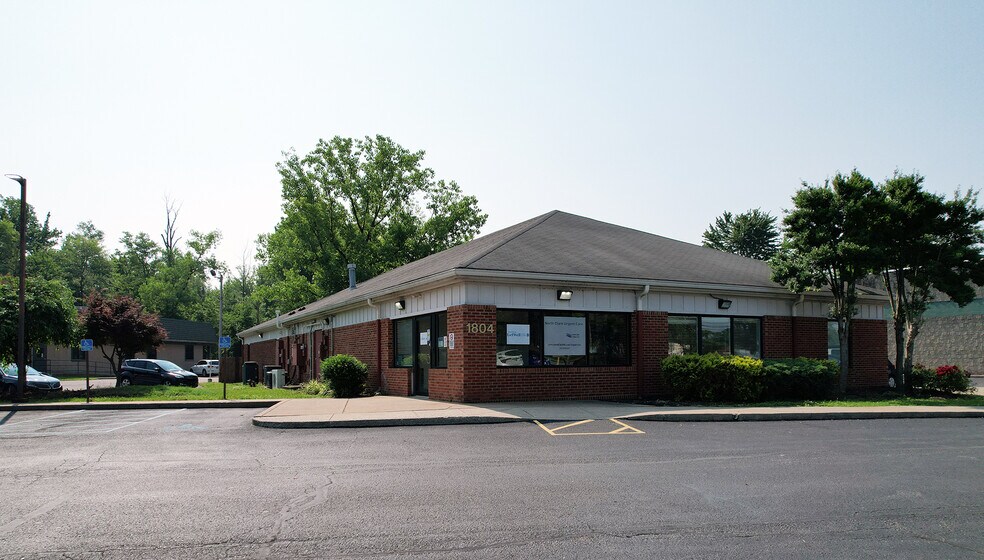 More Photos Of , Jeffersonville Office For Sale