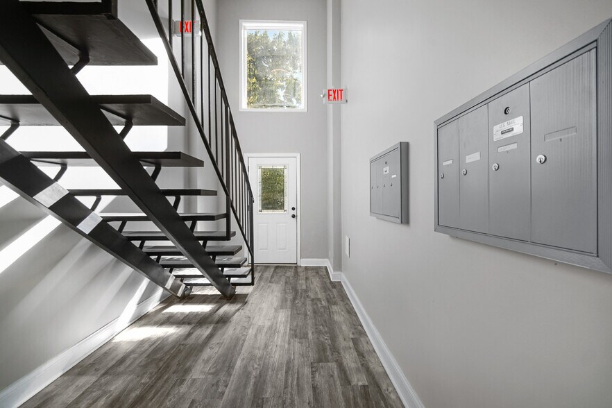 More Photos Of 2080 E Rand St, Hobart Apartments For Sale