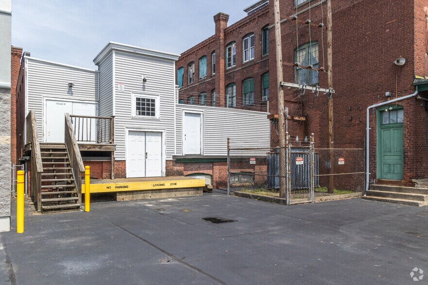 More Photos Of 125-135 Clay St, Central Falls Manufacturing For Sale