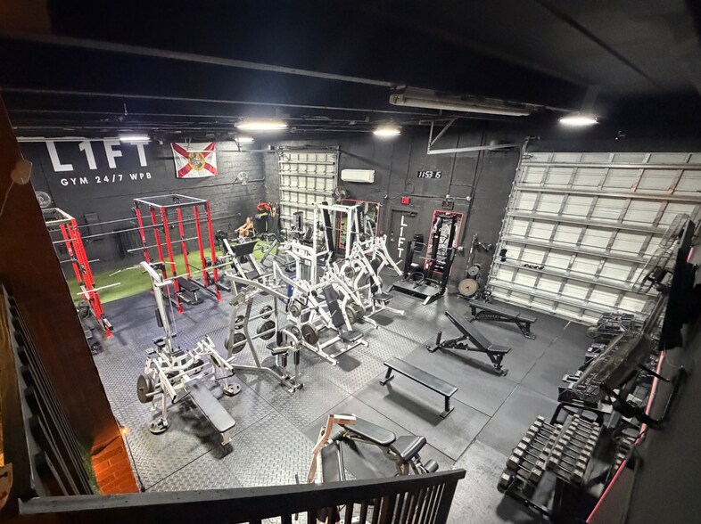 More Photos Of 1142 Okeechobee Rd, West Palm Beach Industrial For Lease