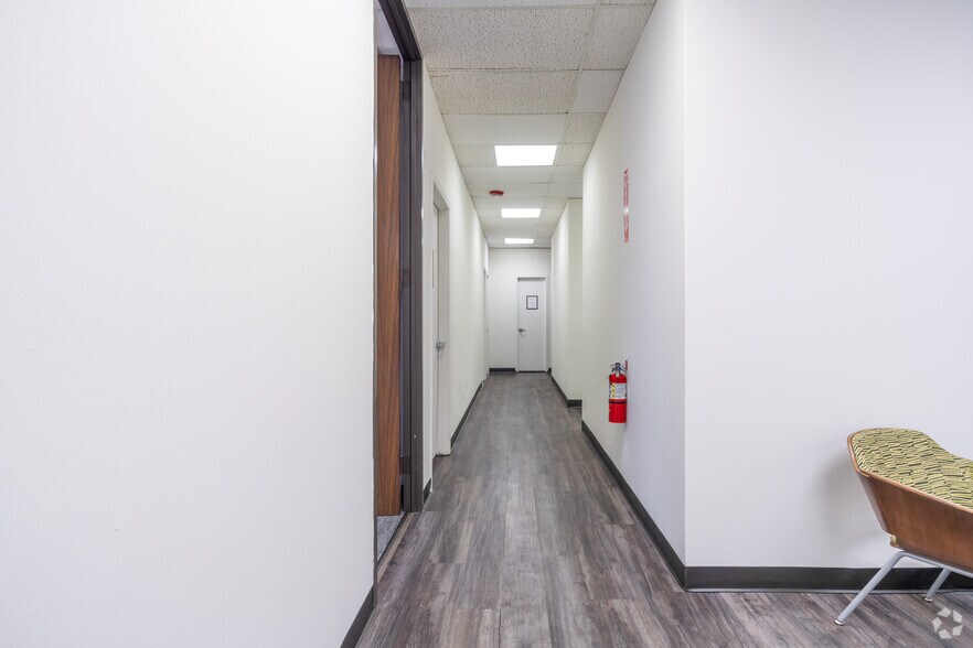 More Photos Of 213 W Southmore Ave, Pasadena Medical For Sale