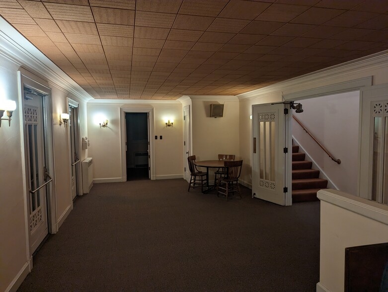 More Photos Of 1300 1st Ave N, Great Falls Religious Facility For Lease
