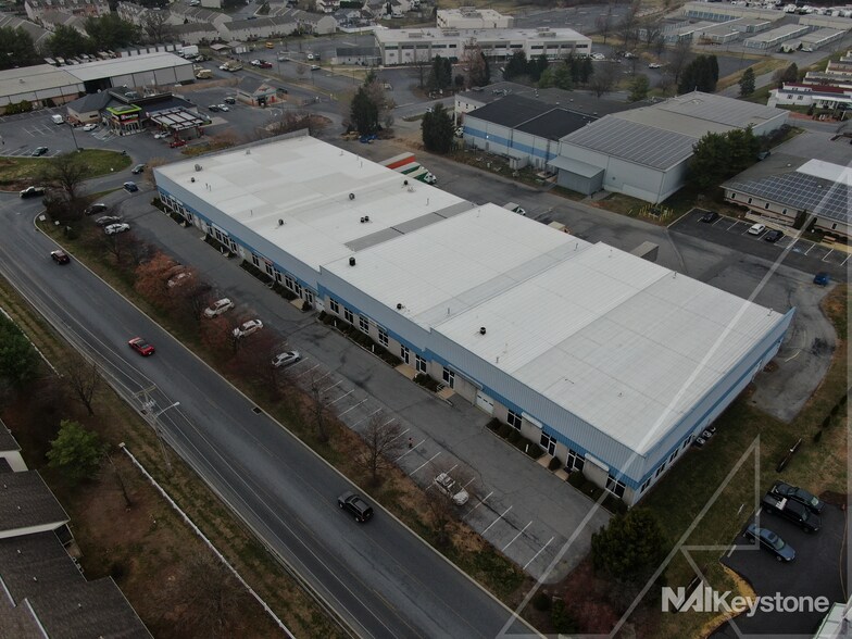 More Photos Of 1114-1124 Commons Blvd, Reading Flex For Sale