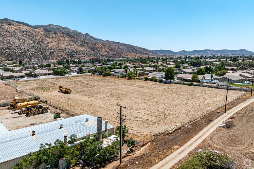 More Photos Of Charles St & E. Westward Ave, Banning Land For Sale